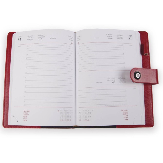 Agenda giornaliera 2026 similpelle chiusura bottone 15x21cm A5 porta penna multilingua nero 1