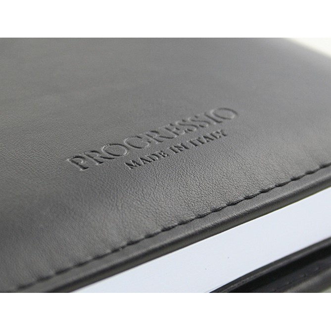 Agenda giornaliera 2026 similpelle chiusura fibbia 15x21cm A5 sab dom separati tasca porta penna multilingua nera 6