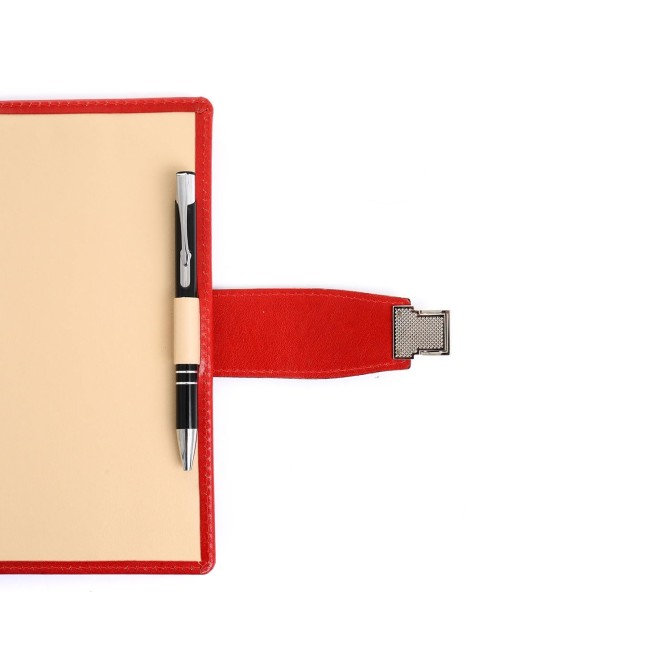 Agenda giornaliera 2026 vera pelle "ELEGANT" con chiusura fibbia 15x21cm A5  rosso 4