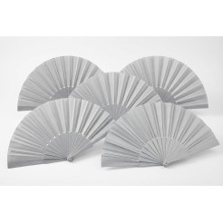 5 Pezzi - Ventaglio Con Stecche In Plastica E Tessuto In Poliestere 23cm 1
