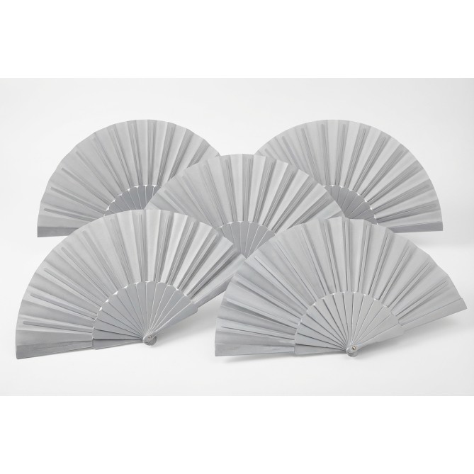 5 Pezzi - Ventaglio Con Stecche In Plastica E Tessuto In Poliestere 23cm 1