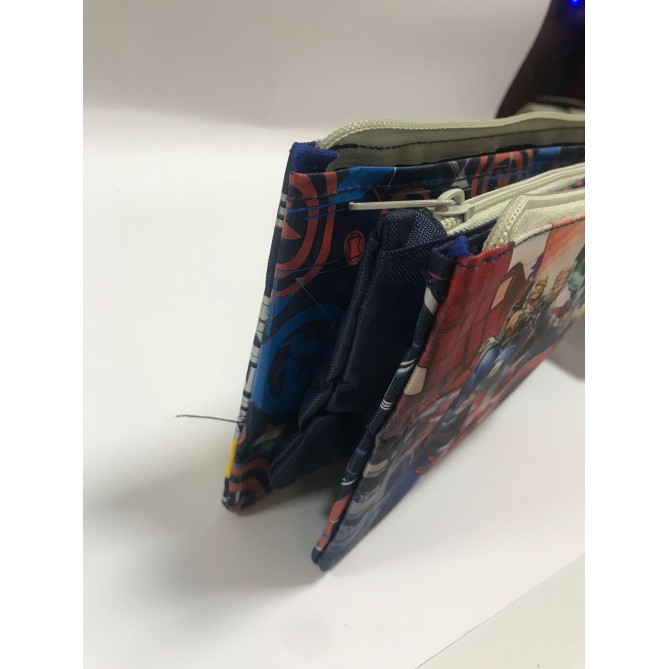 Avengers Bustina Piatta Porta Colori A 3 Scomparti Blu 2